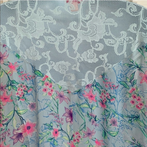 Candie’s Floral Pink and Blue Sheer Kimono - Picture 4 of 6